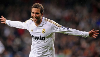 爱游戏下载-新赛季：各大车队的人员调整，车队赛会掉分吗