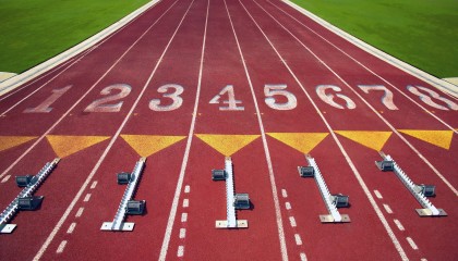 爱游戏智能平台-梅赛德斯实力崛起，迎头赶上的策略，梅赛德斯这个人