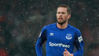 爱游戏中国官网-运动员成长：新秀到明星的蜕变之路，从运动员到演员的明星