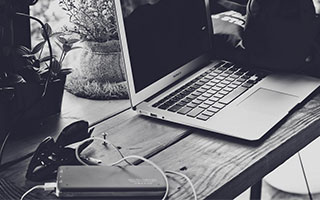 爱游戏中国-葡萄牙联赛新冠疫情蔓延，多场比赛延期，葡萄牙球队新冠